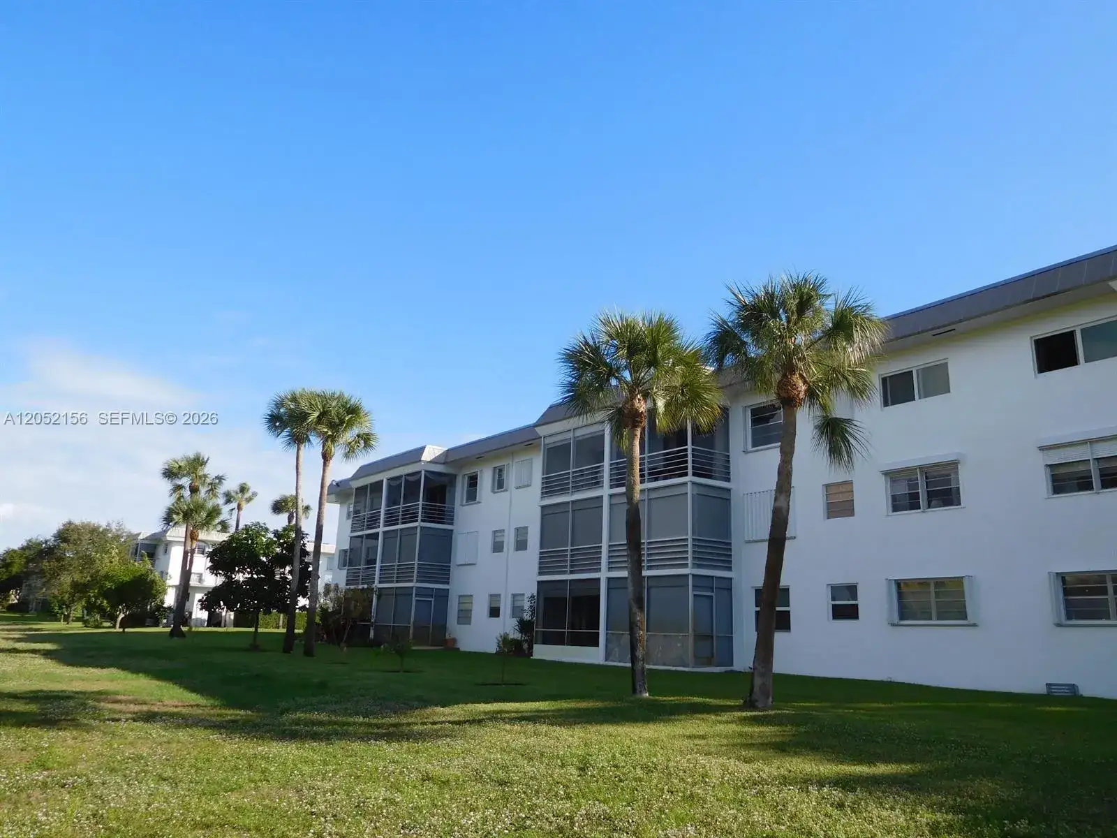 2 bedroom 1 bath Residential Lease for rent at 5401 NW 2nd Ave # 222, Boca Raton FL 33487
