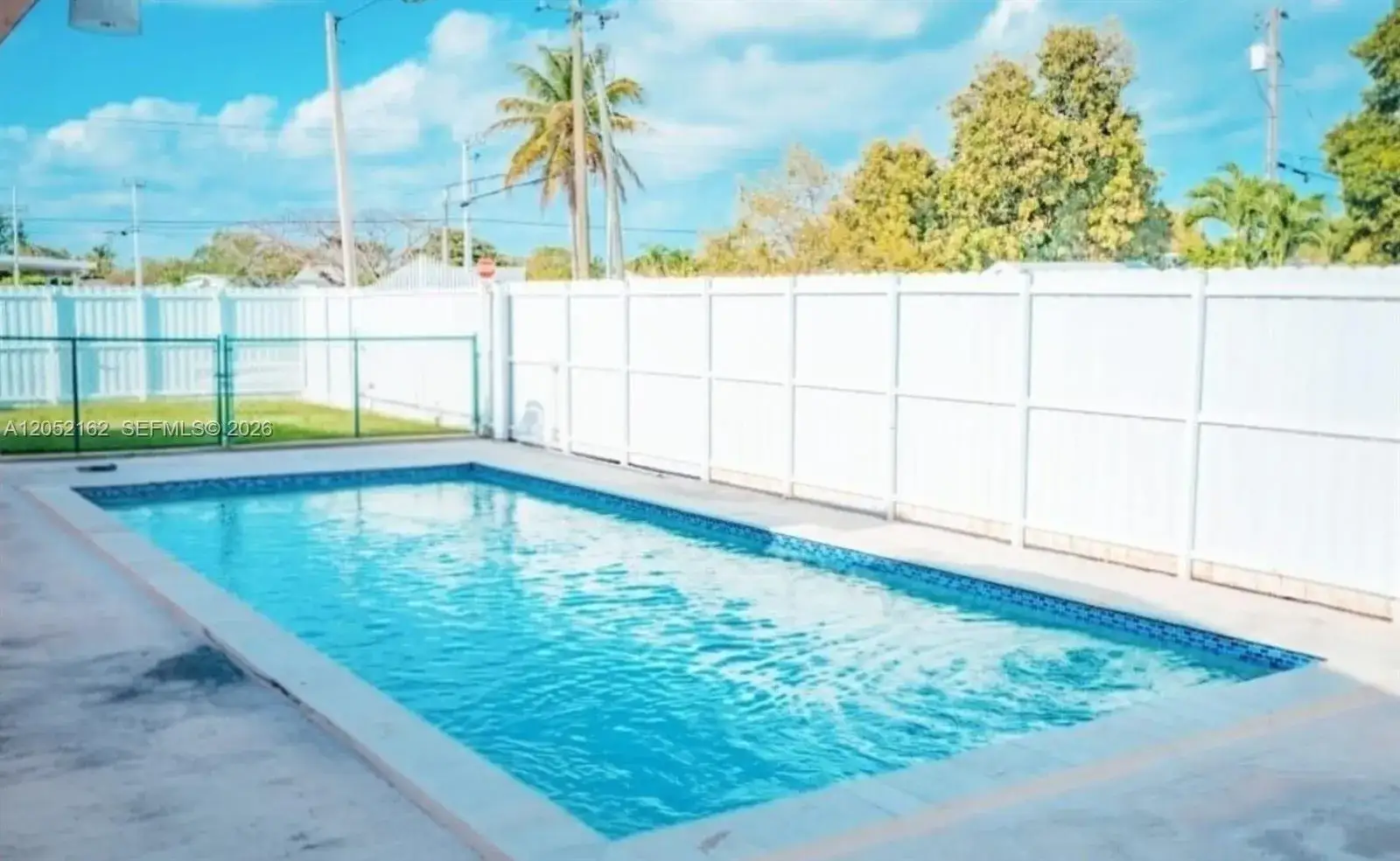 3 bedroom 1 bath Residential Lease for rent at 11911 SW 185th St # 11911, Miami FL 33177