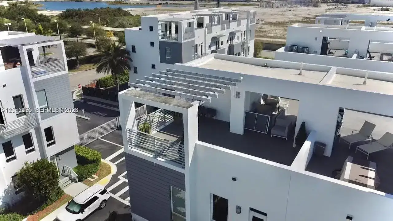 4 bedroom 3 bath Residential for sale at 9151 NW 33rd St, Doral FL 33172