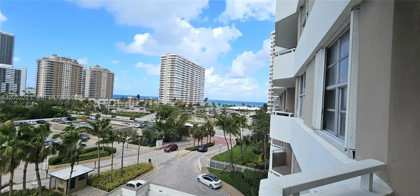 1 bedroom 1 bath Residential Lease for rent at 1985 S Ocean Dr # 5D, Hallandale Beach FL 33009