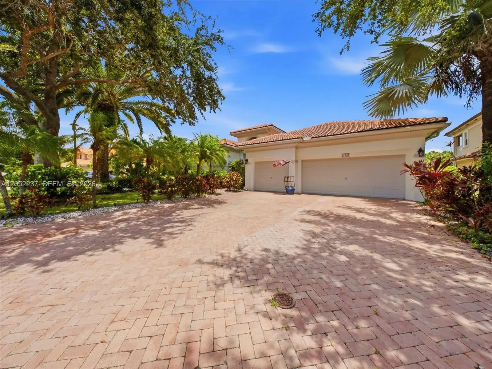 5 bedroom 3 bath Residential for sale at 12307 NW 49th St, Coral Springs FL 33076