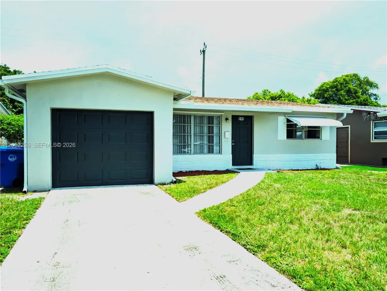 2 bedroom 2 bath Residential Lease for rent at 888 SW 62nd Ave, North Lauderdale FL 33068