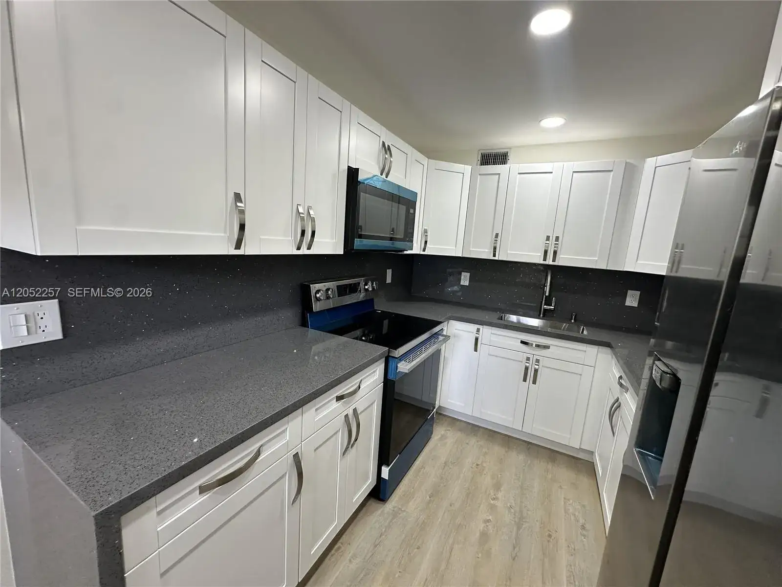 2 bedroom 1 bath Residential for sale at 13255 SW 7th Ct # 113D, Pembroke Pines FL 33027