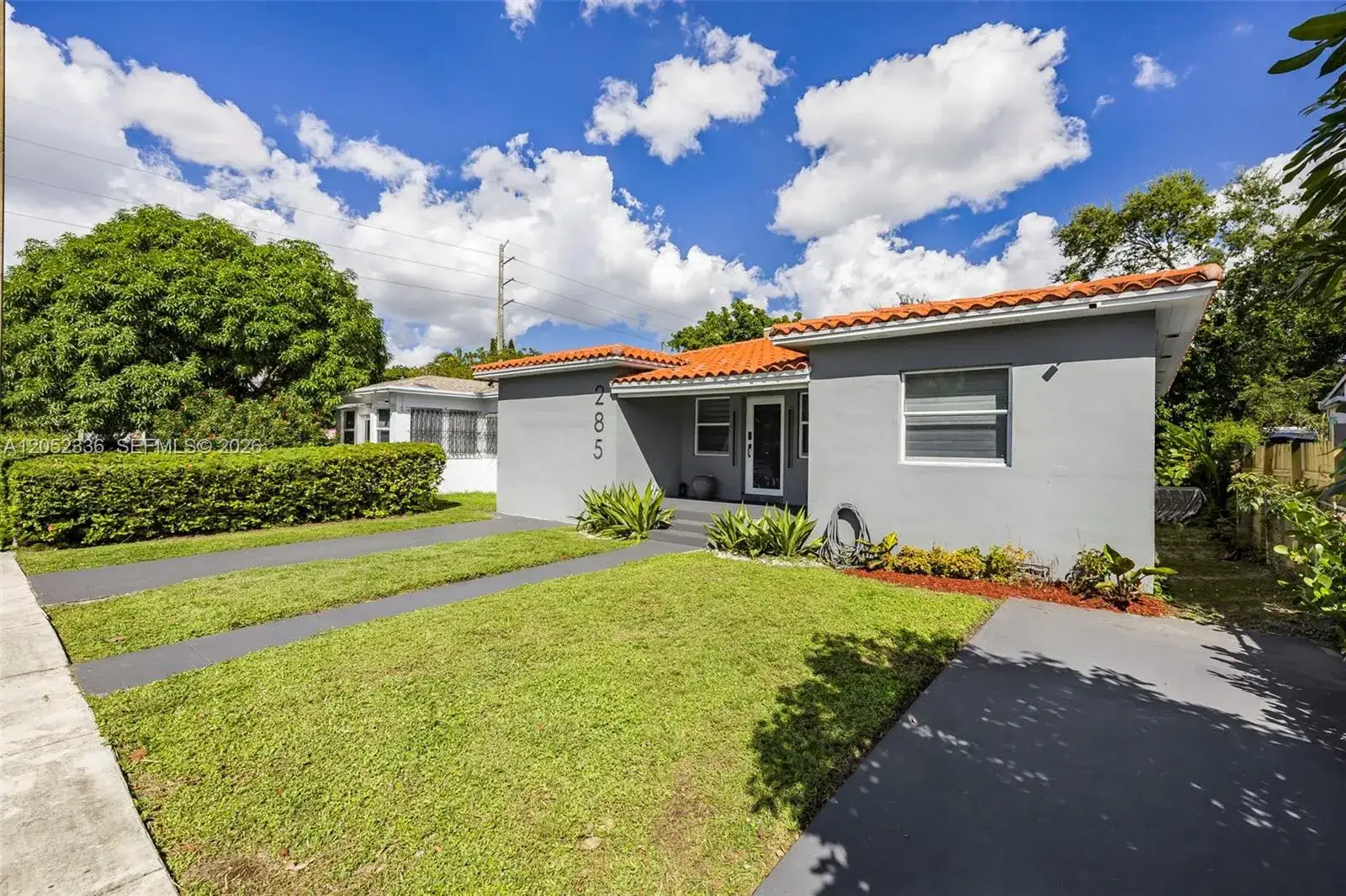 3 bedroom 3 bath Residential Lease for rent at 285 NW 45th St # 0, Miami FL 33127