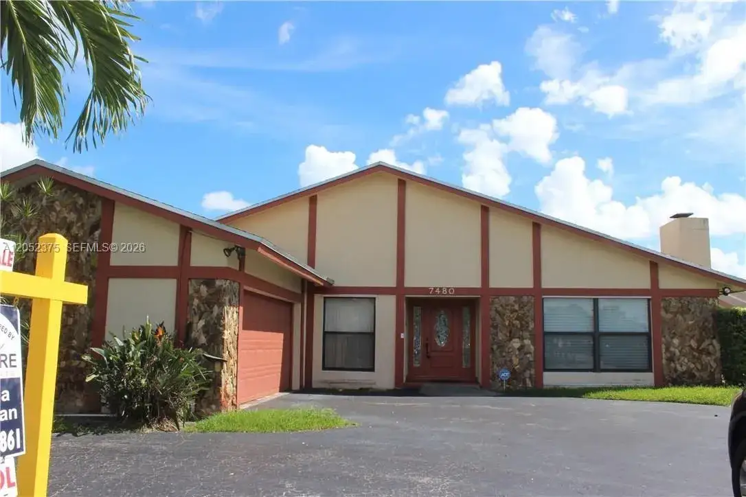3 bedroom 3 bath Residential for sale at 7480 NW 37th Ct, Lauderhill FL 33319