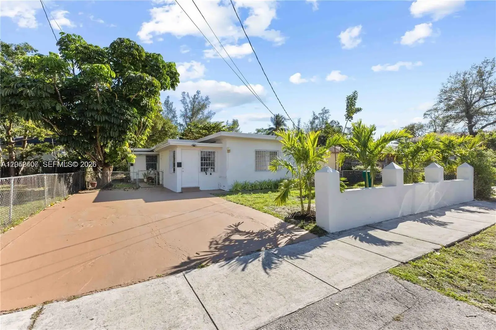 1 bedroom 1 bath Residential Lease for rent at 8031 NW 12th Ct # 8031, Miami FL 33147