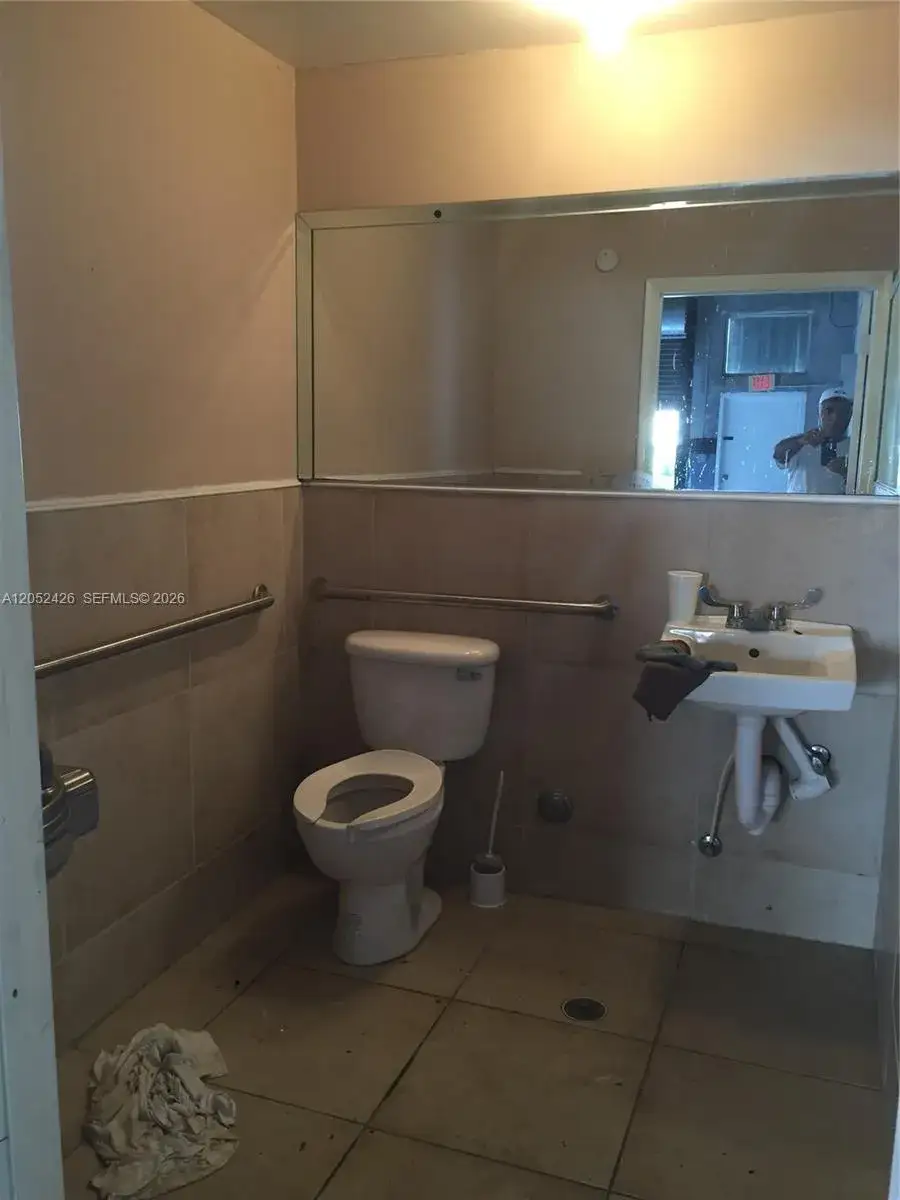 Commercial Sale for sale at 13889 SW 140th St # 547, Miami FL 33186