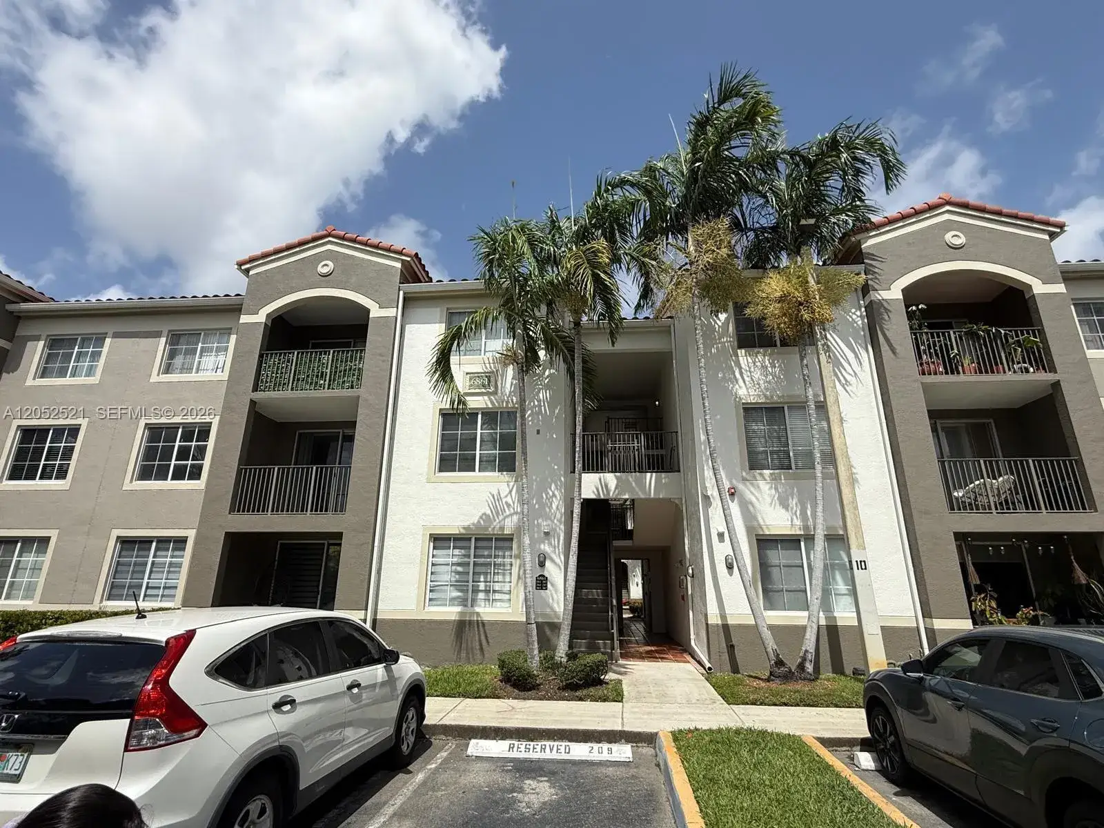2 bedroom 2 bath Residential Lease for rent at 6861 SW 44th St # 205, Miami FL 33155