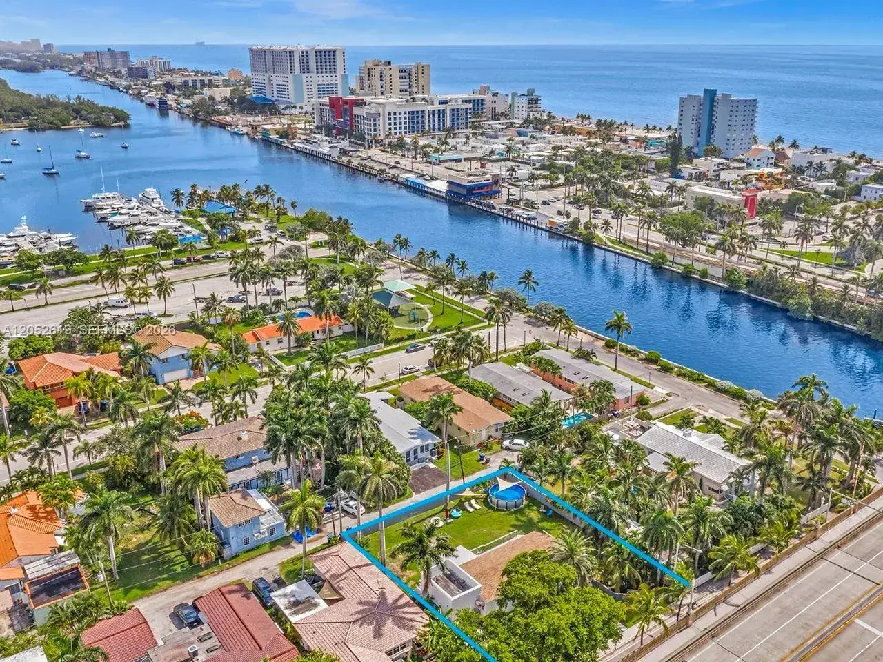 3 bedroom 2 bath Residential Lease for rent at 715 Hollywood Blvd, Hollywood FL 33019