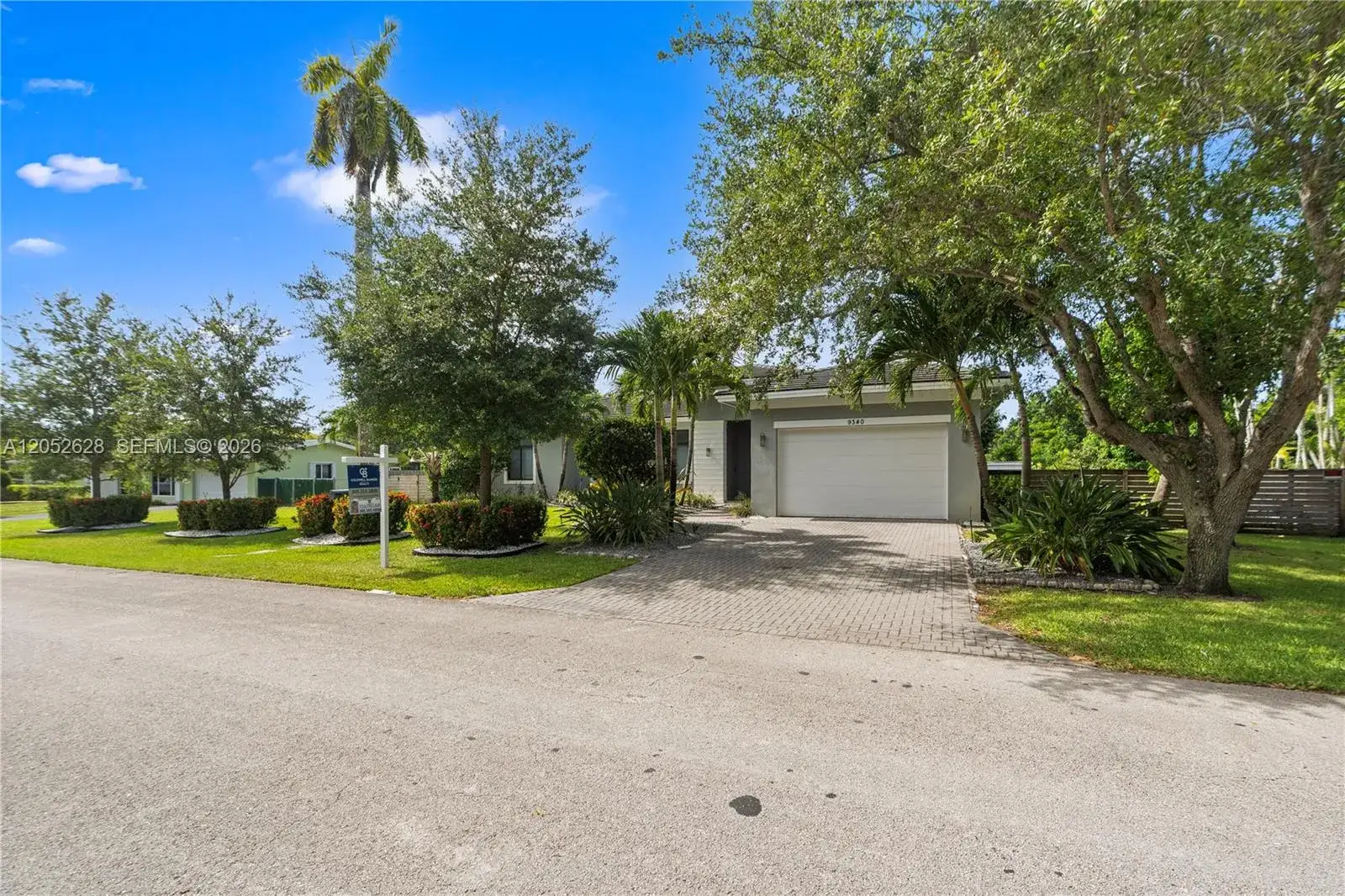 5 bedroom 4 bath Residential Lease for rent at 9340 SW 177th St, Palmetto Bay FL 33157