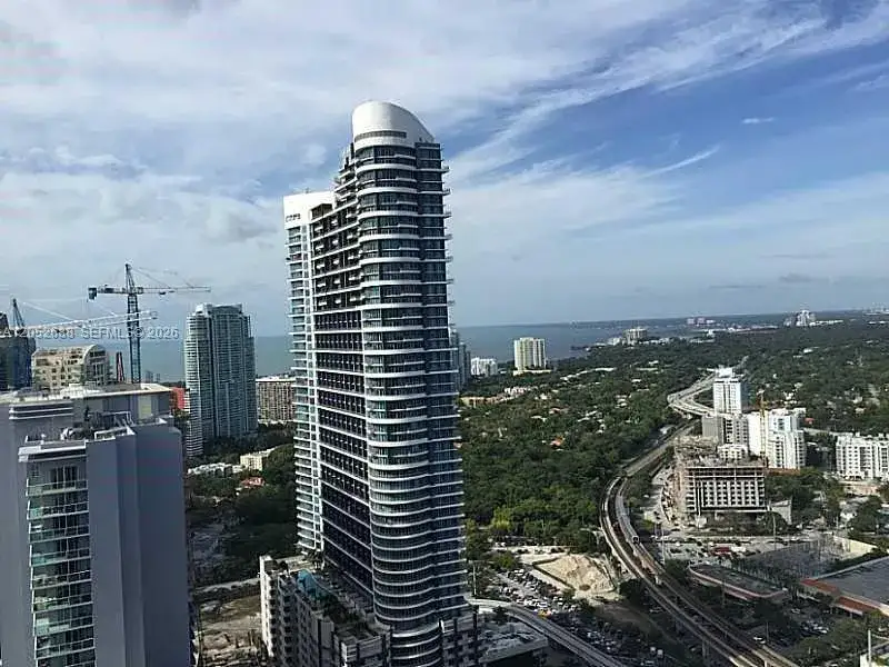 1 bedroom 1 bath Residential Lease for rent at 1100 S MIAMI AV # 4103, Miami FL 33130