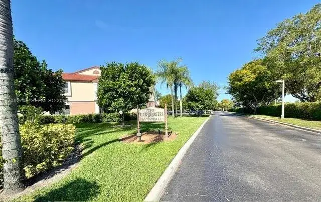 2 bedroom 2 bath Residential for sale at 11216 SW 12th St # 104, Pembroke Pines FL 33025