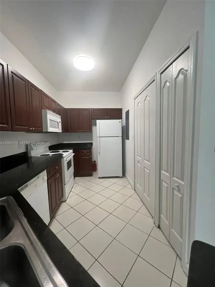 3 bedroom 2 bath Residential Lease for rent at 7200 NW 177th St # 7, Hialeah FL 33015