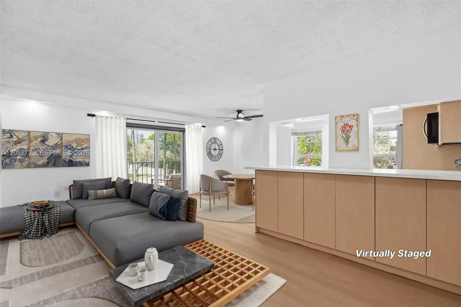2 bedroom 2 bath Residential for sale at 110 Salamanca Ave # 202, Coral Gables FL 33134