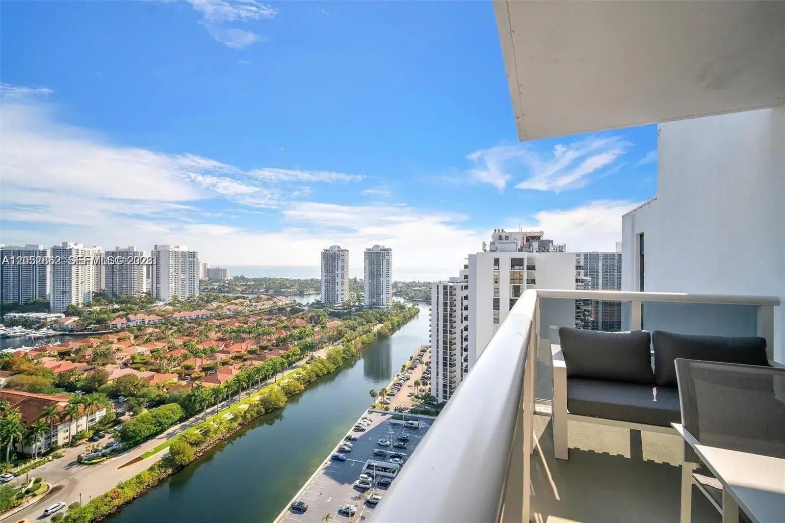2 bedroom 2 bath Residential Lease for rent at 3625 N Country Club Dr, Aventura FL 33180