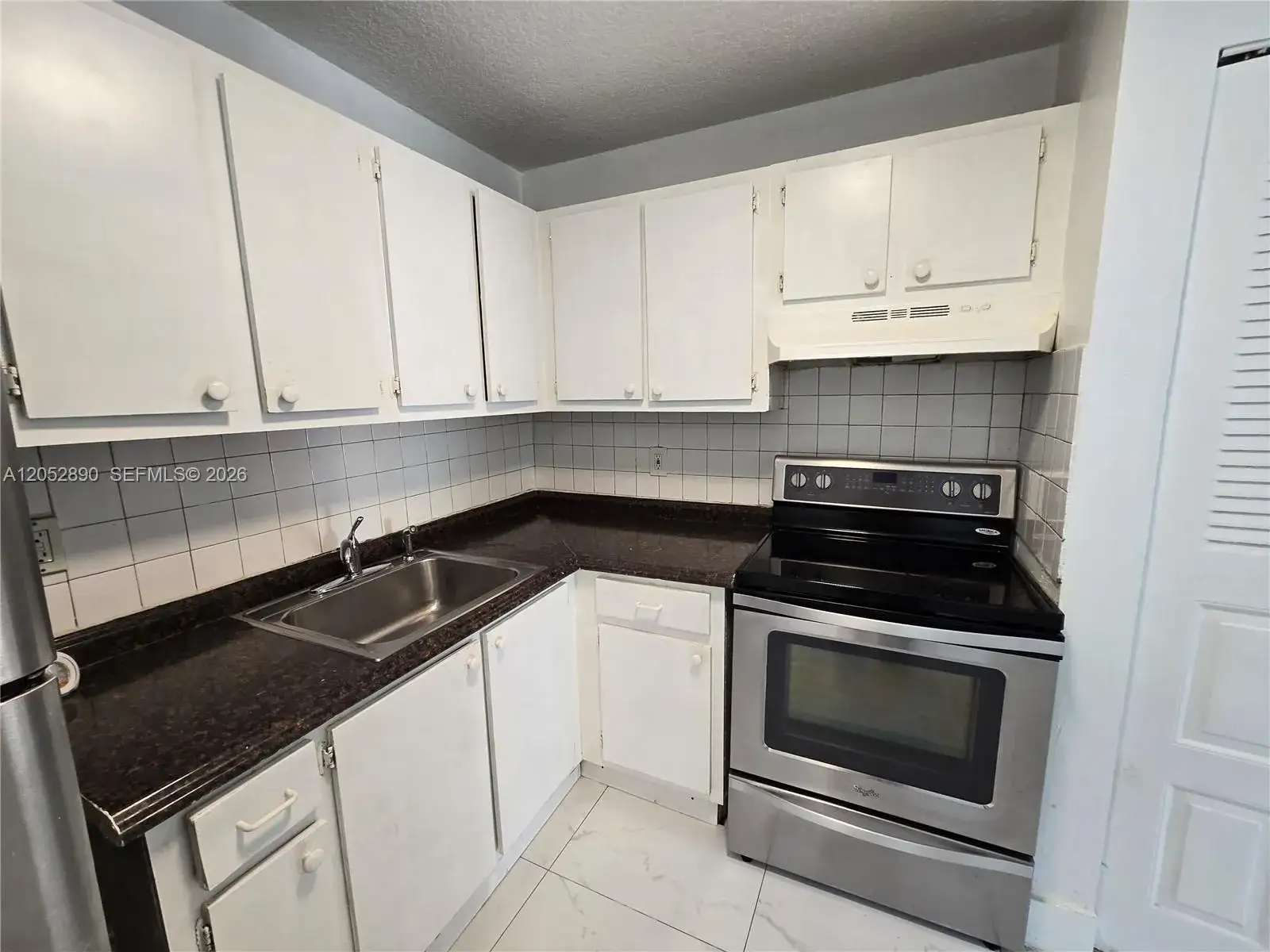 2 bedroom 1 bath Residential Lease for rent at 5307 NW 23rd St # 176, Lauderhill FL 33313