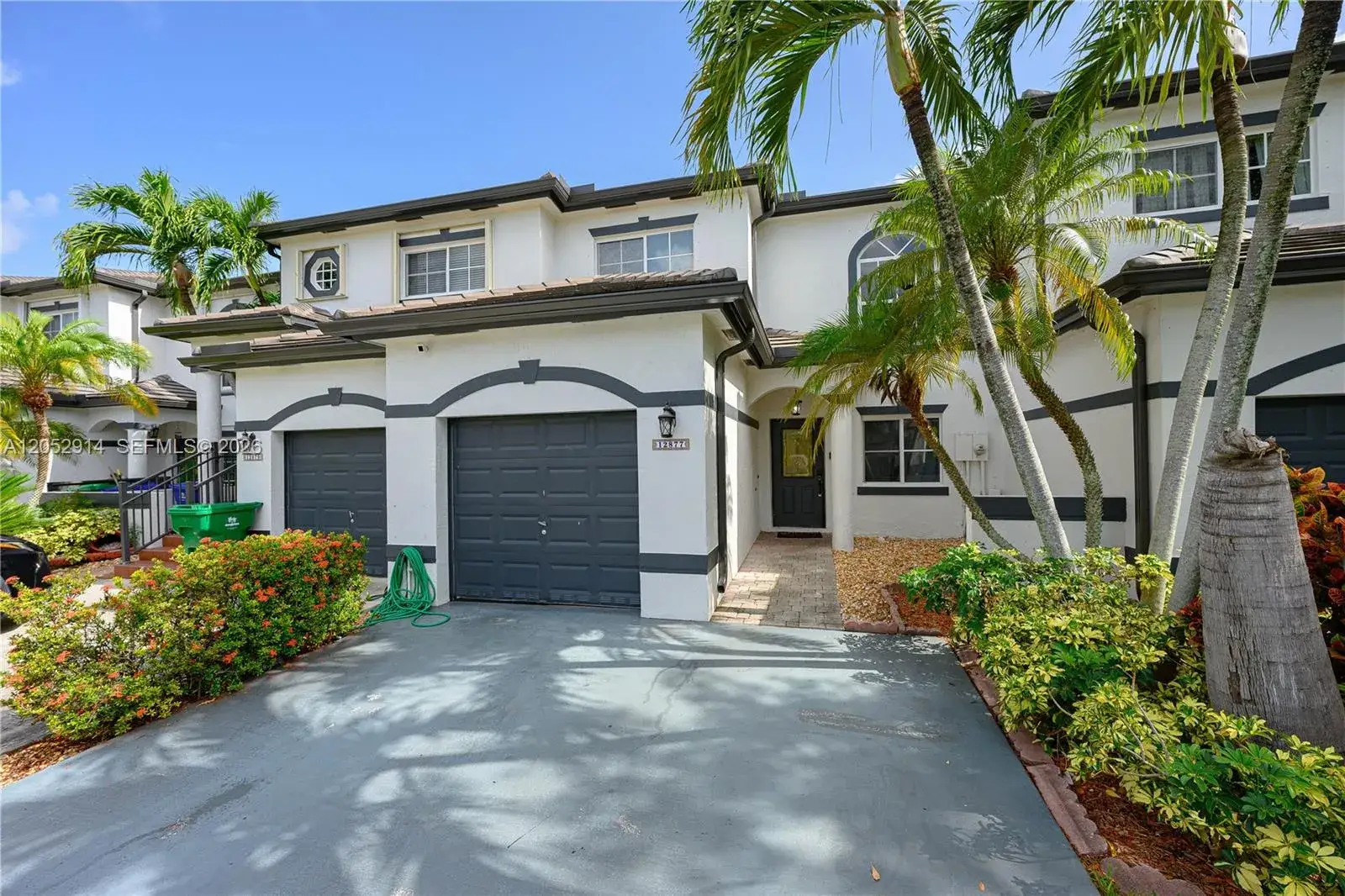 3 bedroom 3 bath Residential for sale at 12877 SW 50th St, Miramar FL 33027