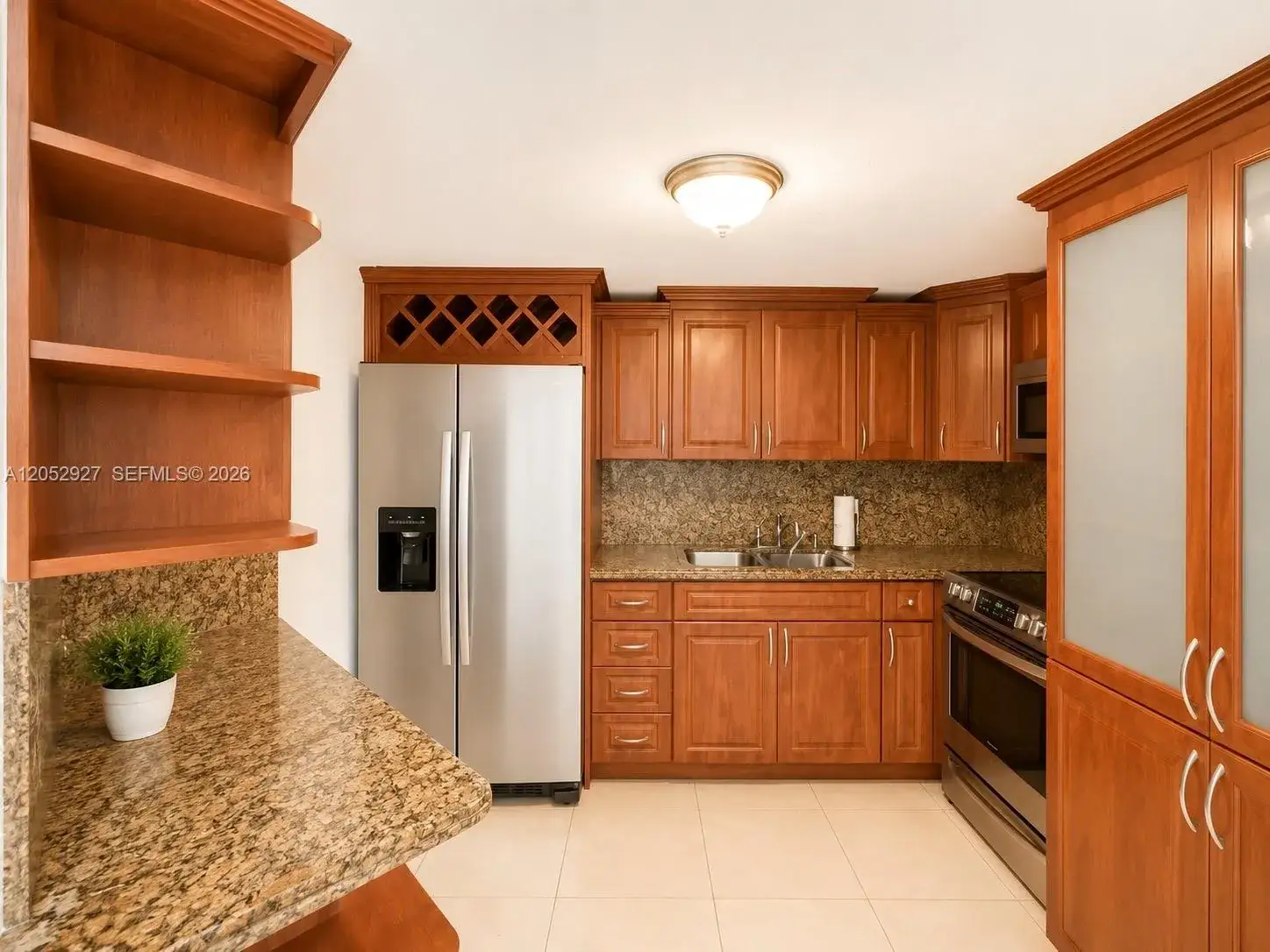 2 bedroom 2 bath Residential Lease for rent at 825 Brickell Bay Dr # 1245, Miami FL 33131