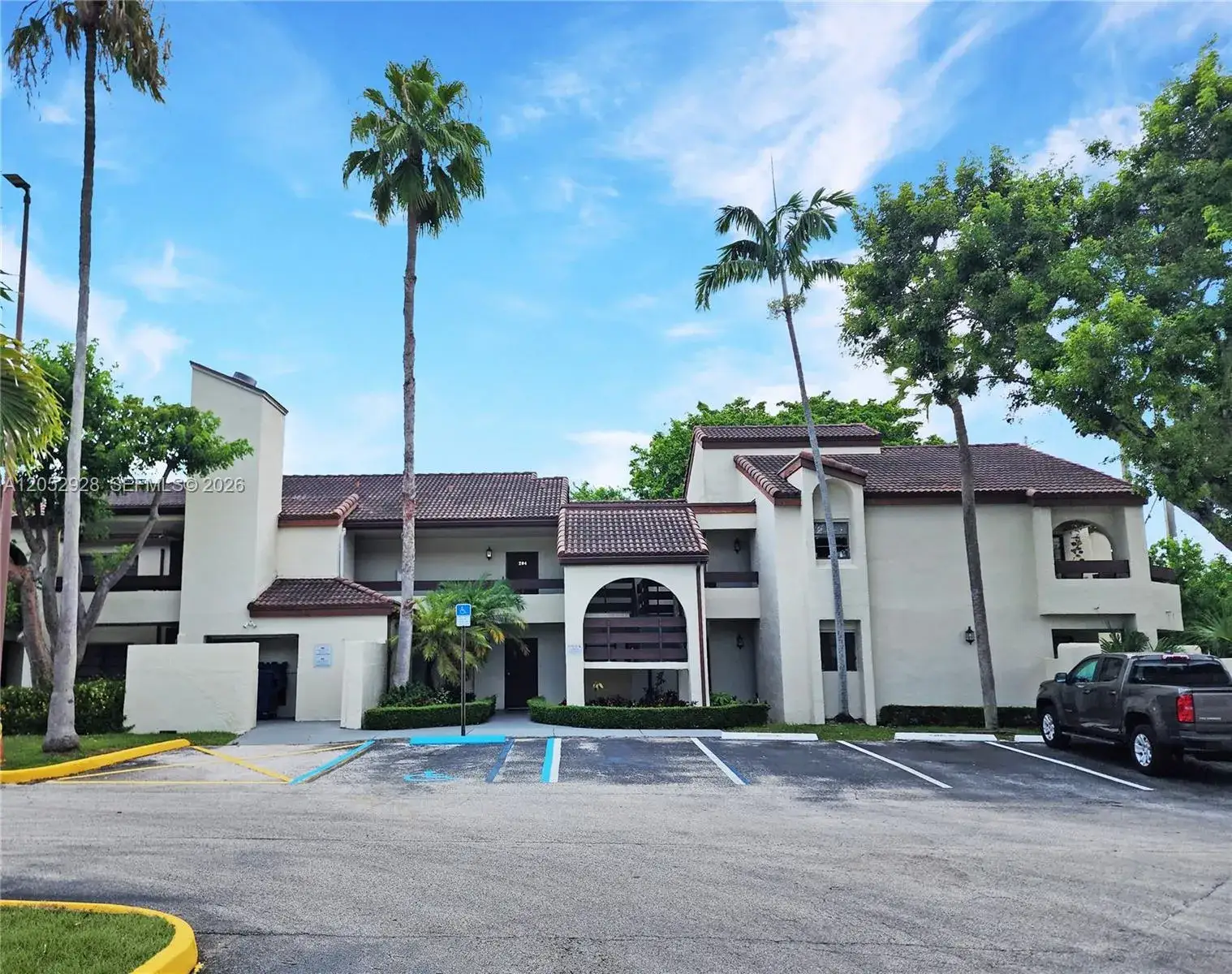 2 bedroom 2 bath Residential for sale at 9070 SW 125th Ave # A203, Miami FL 33186