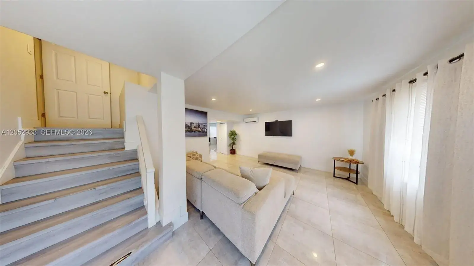 5 bedroom 3 bath Residential for sale at 1904 SW 28th St, Fort Lauderdale FL 33315