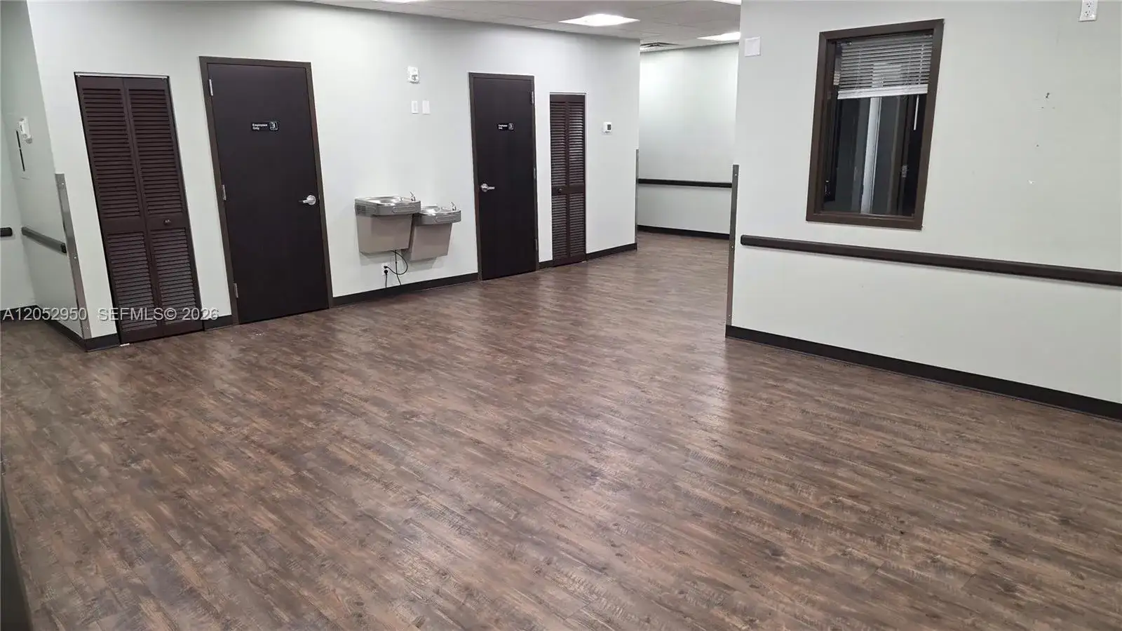 Commercial Sale for sale at 5481 N State Road 7 # 5481, Tamarac FL 33319