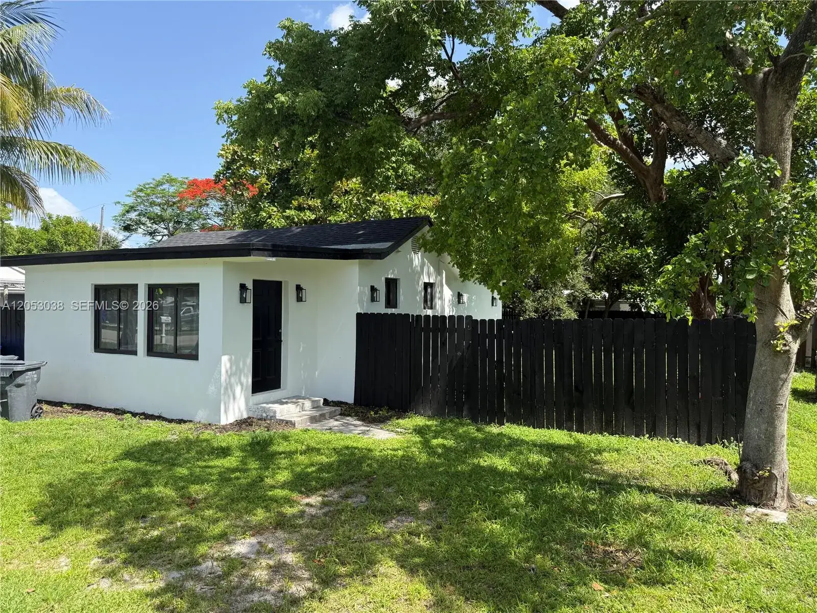 2 bedroom 2 bath Residential for sale at 6125 Call St, Hollywood FL 33024