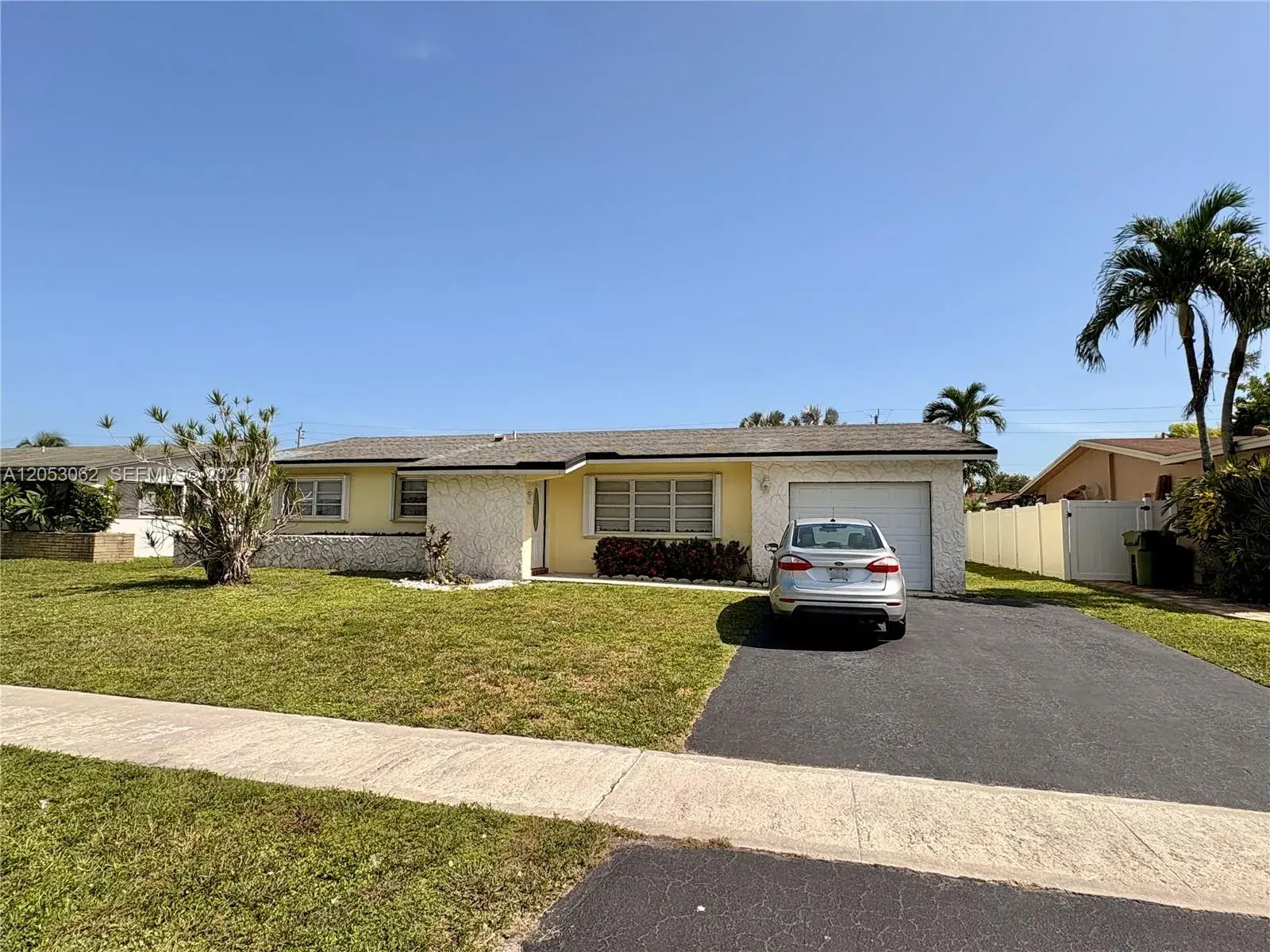 11851 NW 23rd St, Pembroke Pines FL 33026