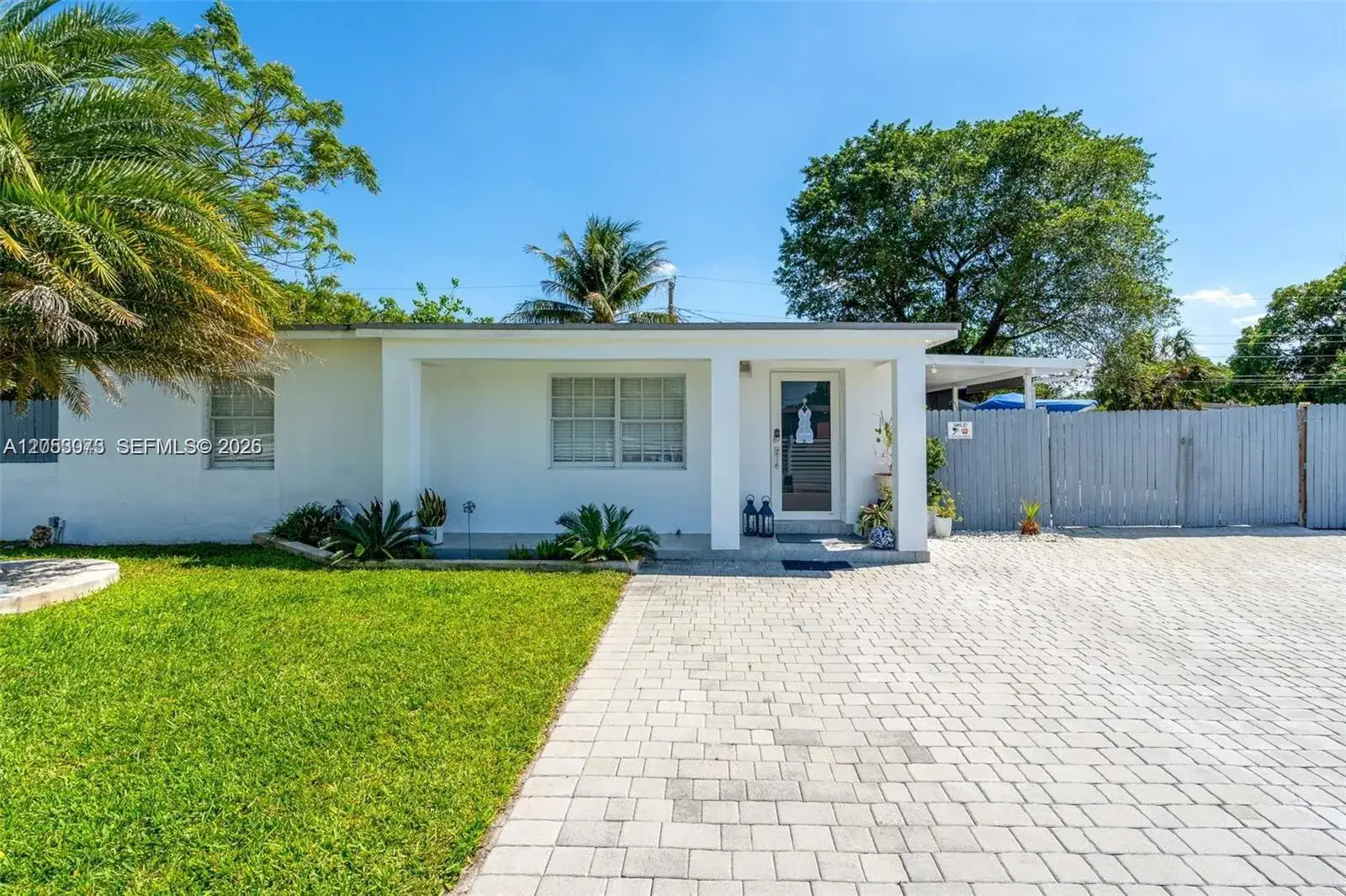 3 bedroom 2 bath Residential for sale at 3440 NW 7th Ct, Lauderhill FL 33311