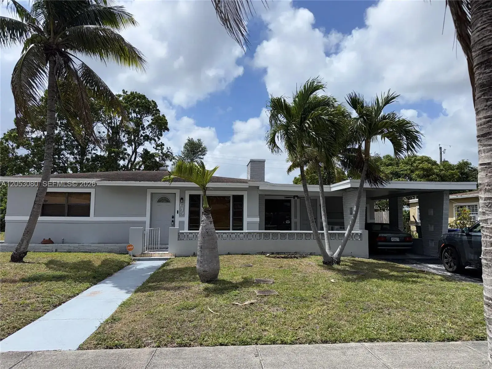 3 bedroom 2 bath Residential Lease for rent at 649 W Evanston Cir, Fort Lauderdale FL 33312