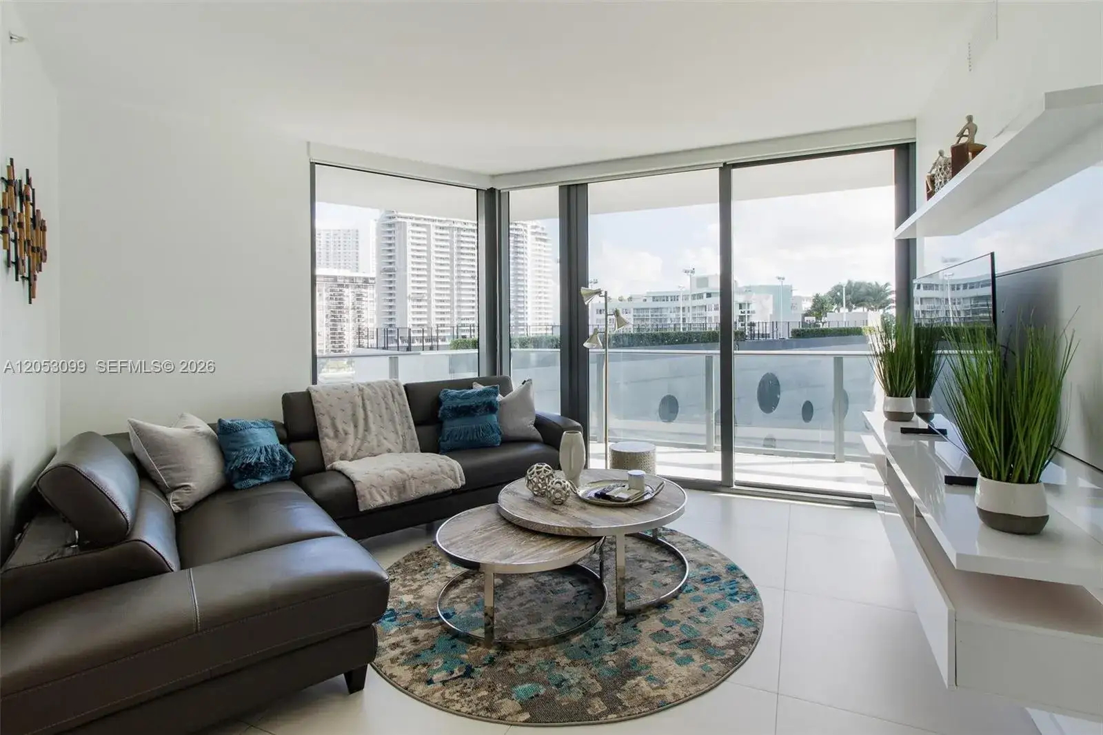 501 NE 31st St # 701, Miami FL 33137