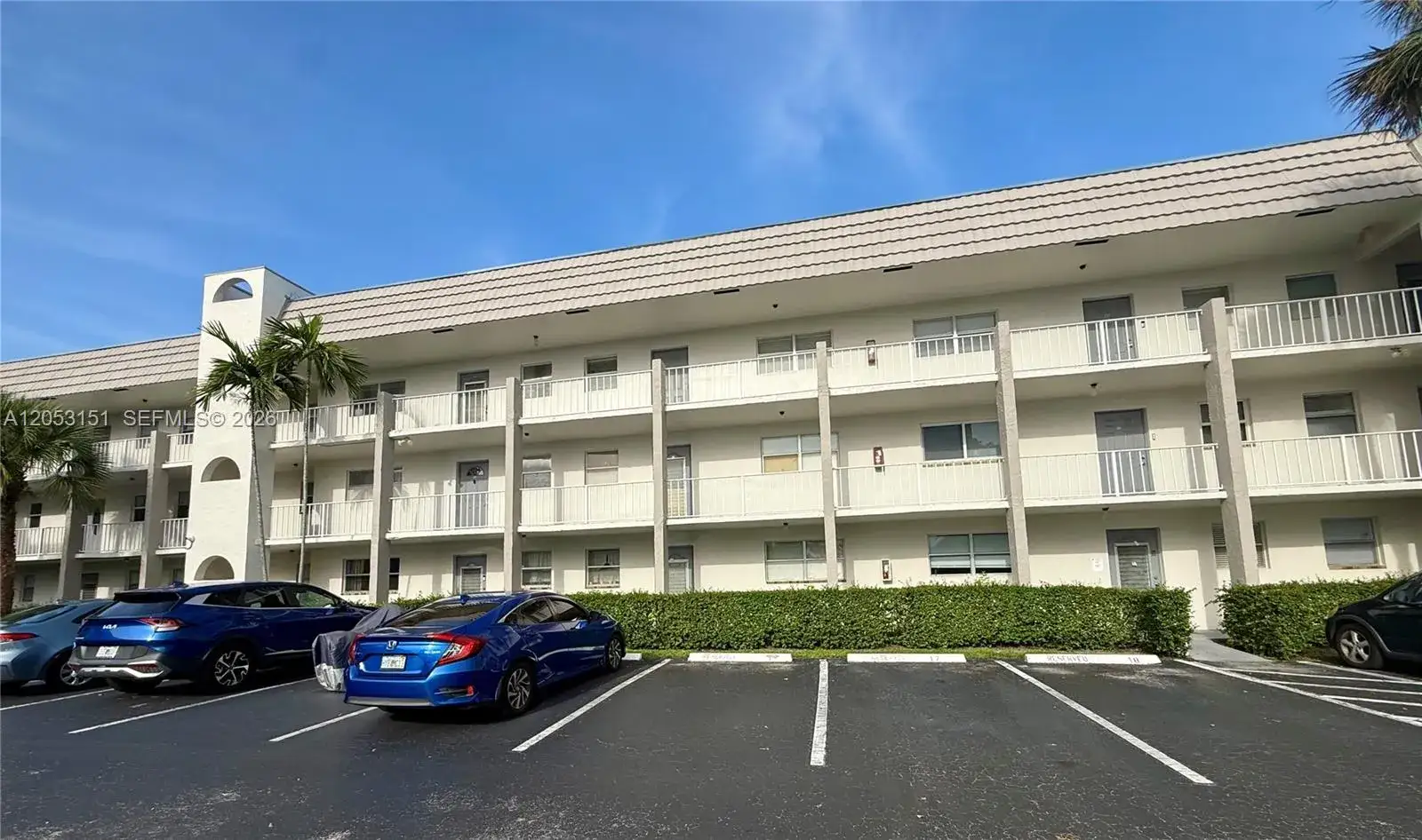 2 bedroom 2 bath Residential Lease for rent at 8590 Sunrise Lakes Blvd # 309, Sunrise FL 33322