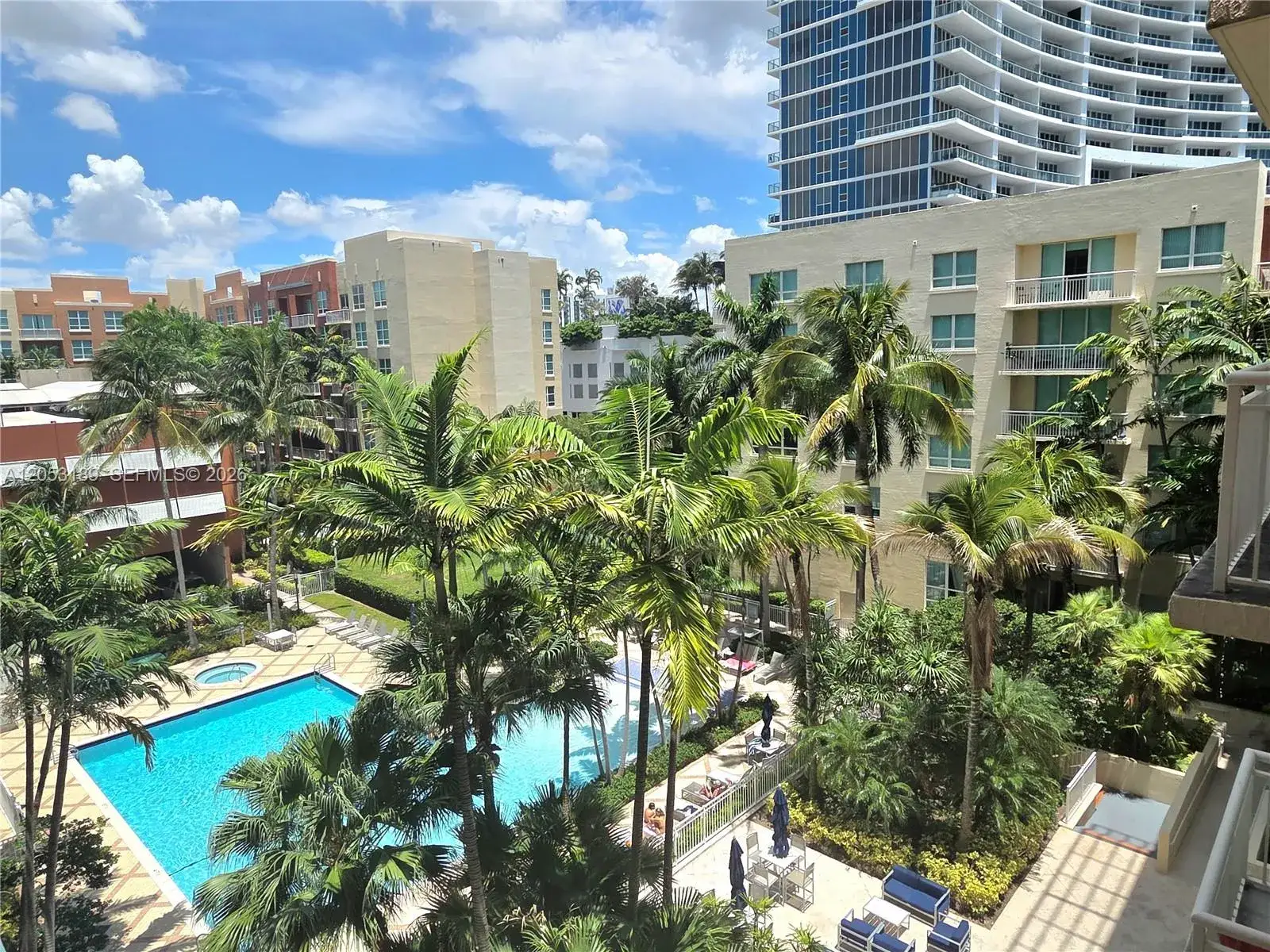 2 bedroom 1 bath Residential Lease for rent at 2000 N Bayshore Dr # 507, Miami FL 33137