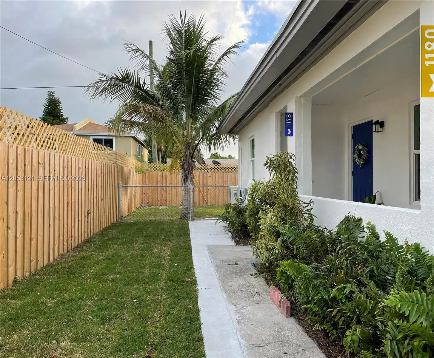 2 bedroom 1 bath Residential Lease for rent at 1178 NE 112th St # 2, Miami FL 33161