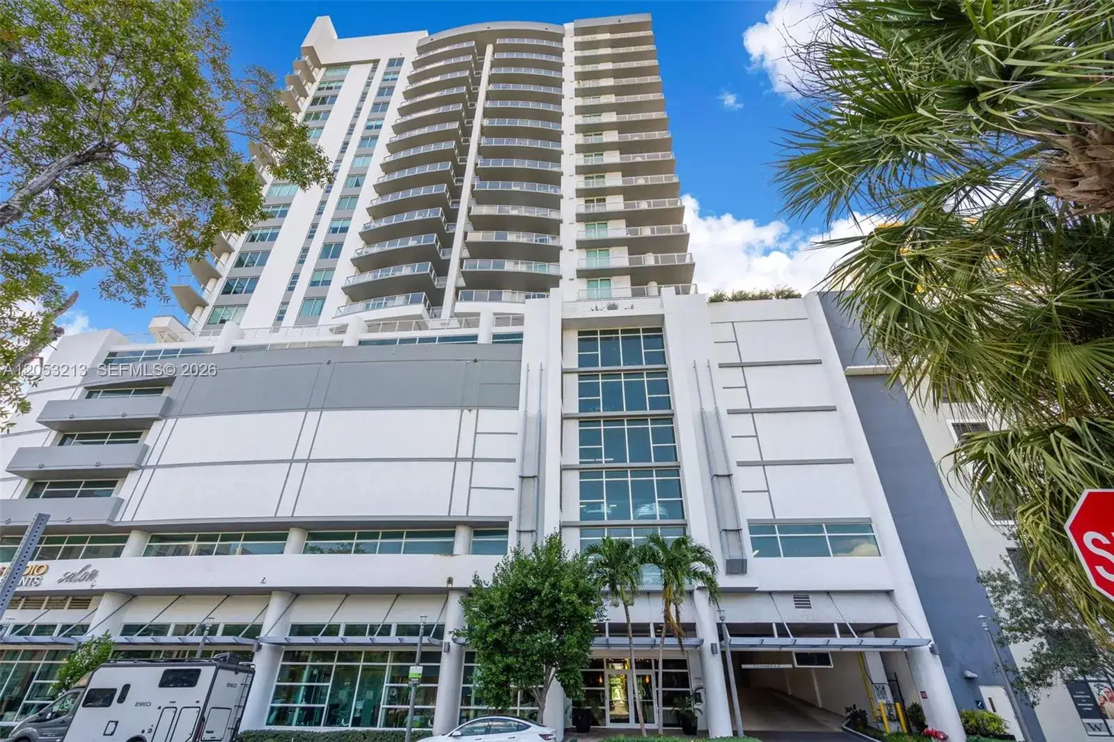 2 bedroom 2 bath Residential Lease for rent at 315 NE 3rd Ave # 1805, Fort Lauderdale FL 33301