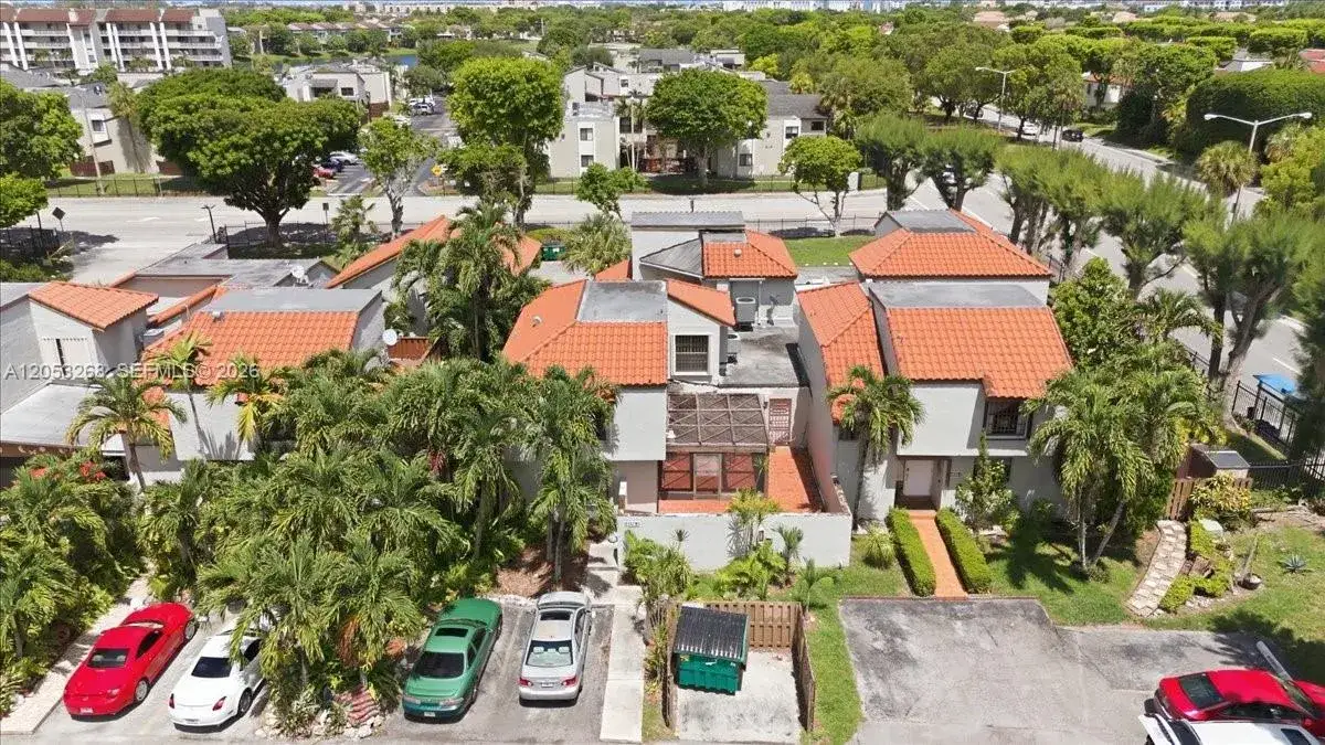 3 bedroom 2 bath Residential for sale at 10339 NW 9th St Cir # 2, Miami FL 33172