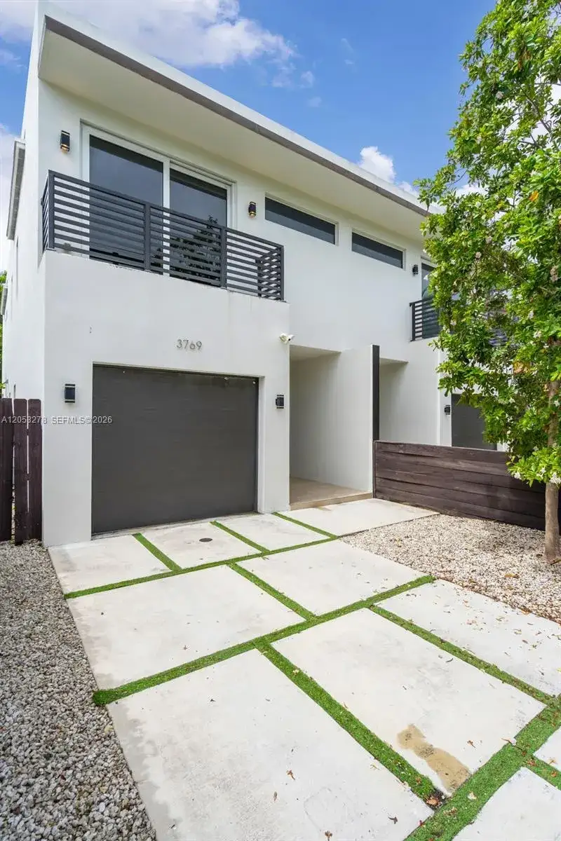 3 bedroom 3 bath Residential for sale at 3769 SW 27th Ln # 3769, Miami FL 33134