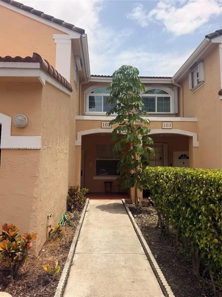 3 bedroom 2 bath Residential for sale at 14817 Balgowan Rd # 5, Miami Lakes FL 33016