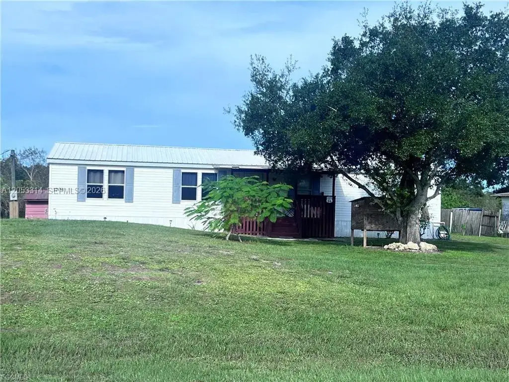 4 bedroom 2 bath Residential for sale at 3704 Dustin, La Belle FL 33935