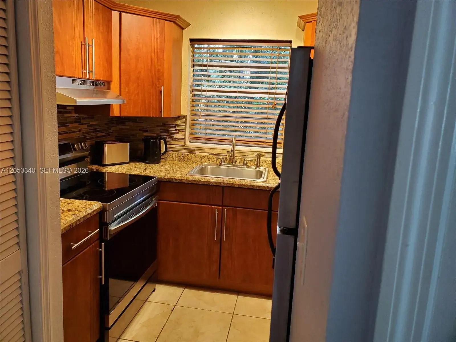 1 bedroom 1 bath Residential Lease for rent at 1300 Moffett St # 108, Hallandale Beach FL 33009