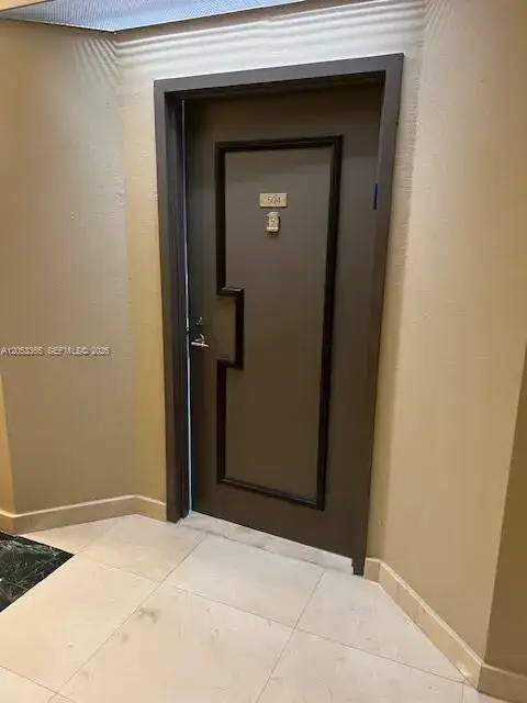 2 bedroom 2 bath Residential Lease for rent at 3600 Yacht Club Dr # 504, Aventura FL 33180