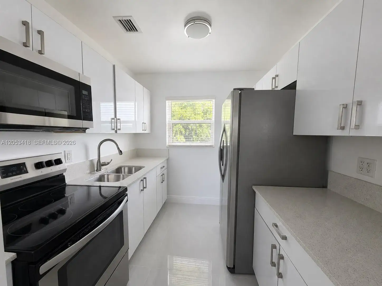 2 bedroom 1 bath Residential Lease for rent at 1767 NW 3rd Ave # 4, Miami FL 33136