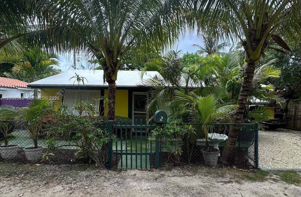 2 bedroom 1 bath Residential for sale at 2 Kenmore Ln, Boynton Beach FL 33435