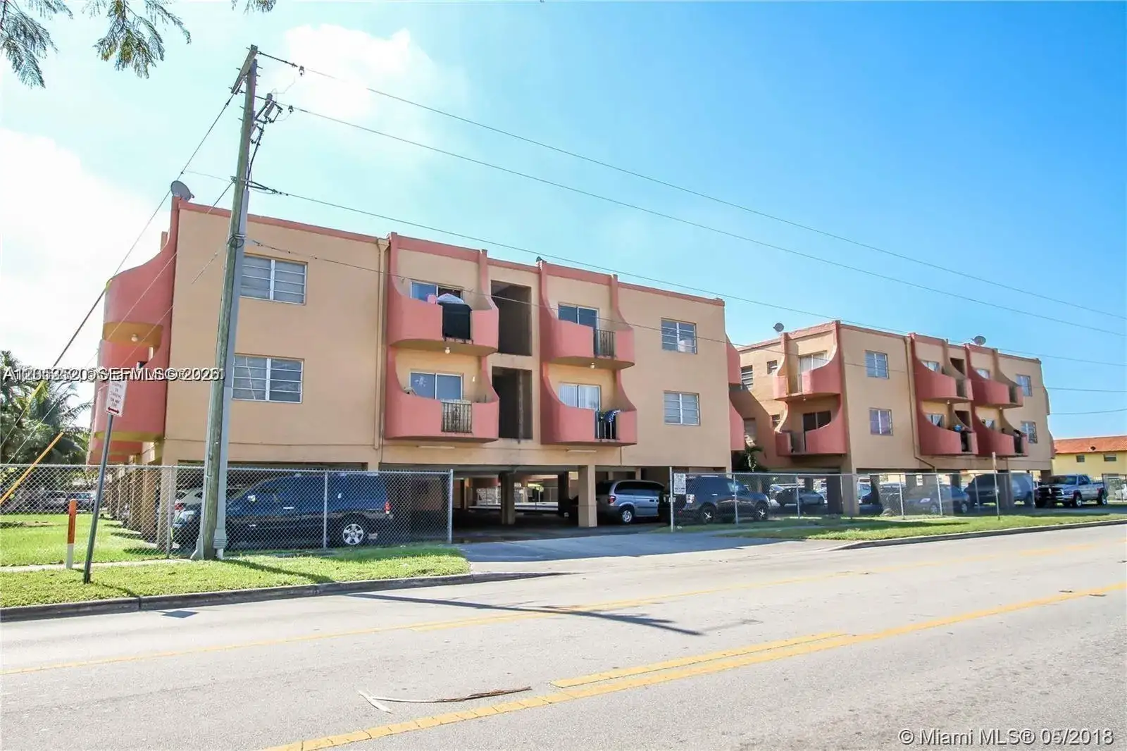 2 bedroom 2 bath Residential Lease for rent at 3675 W 11th Ave # 310, Hialeah FL 33012