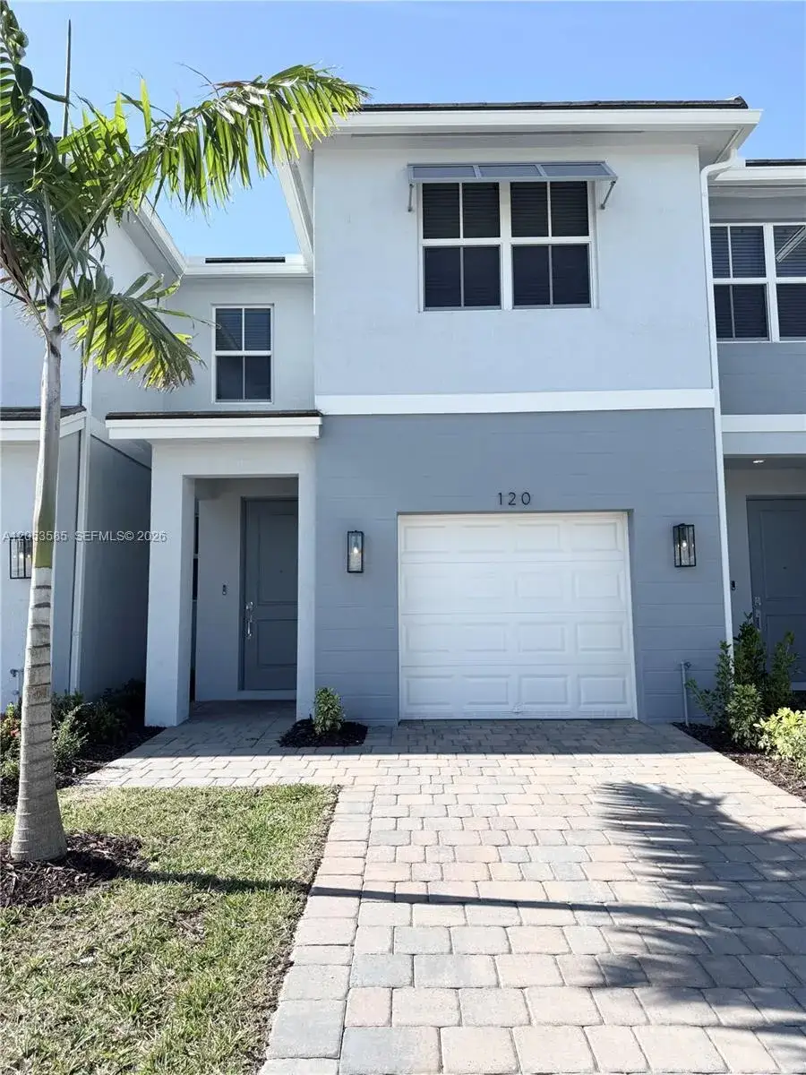 3 bedroom 2 bath Residential Lease for rent at 120 NE 13th Terrace # 120, Homestead FL 33033