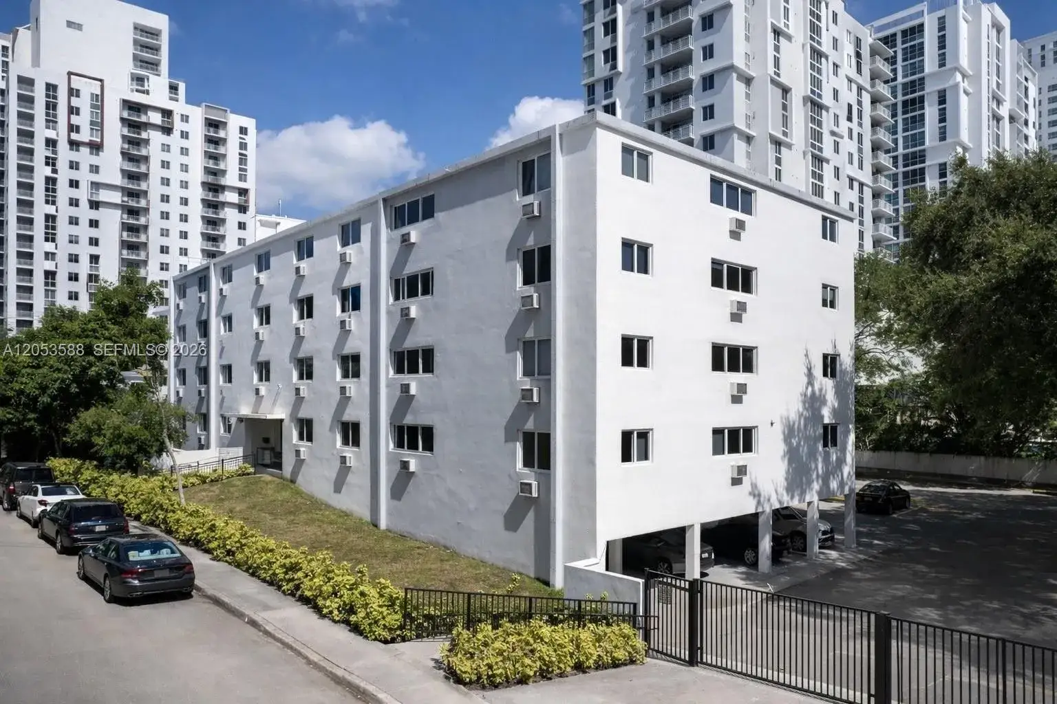 1 bath Residential Lease for rent at 143 SW 9th St # 203, Miami FL 33130