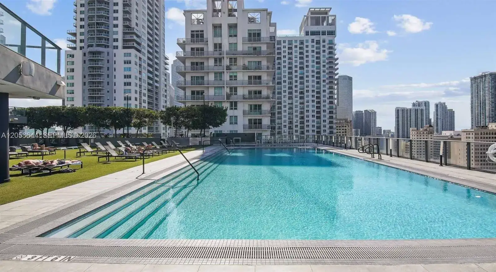 3 bedroom 3 bath Residential Lease for rent at 230 NE 4th Street # C1, Miami FL 33132