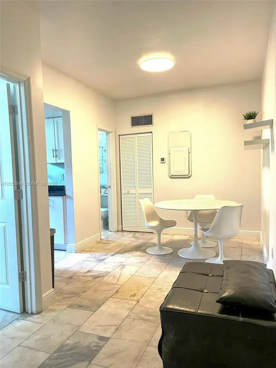 1 bedroom 1 bath Residential Lease for rent at 1526 Pennsylvania Ave # 14, Miami Beach FL 33139