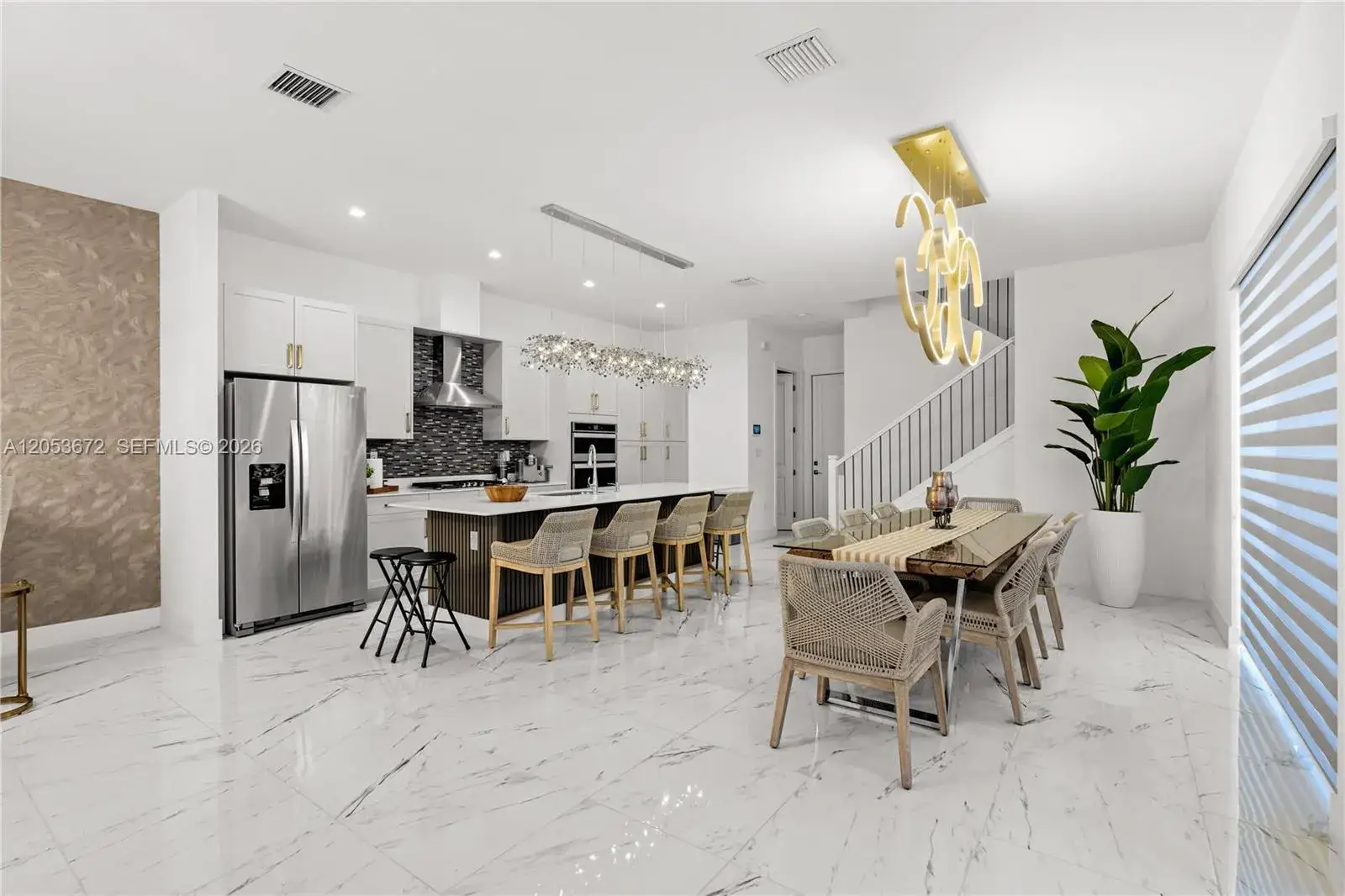 3 bedroom 2 bath Residential Lease for rent at 4374 NW 81st Ave, Doral FL 33166