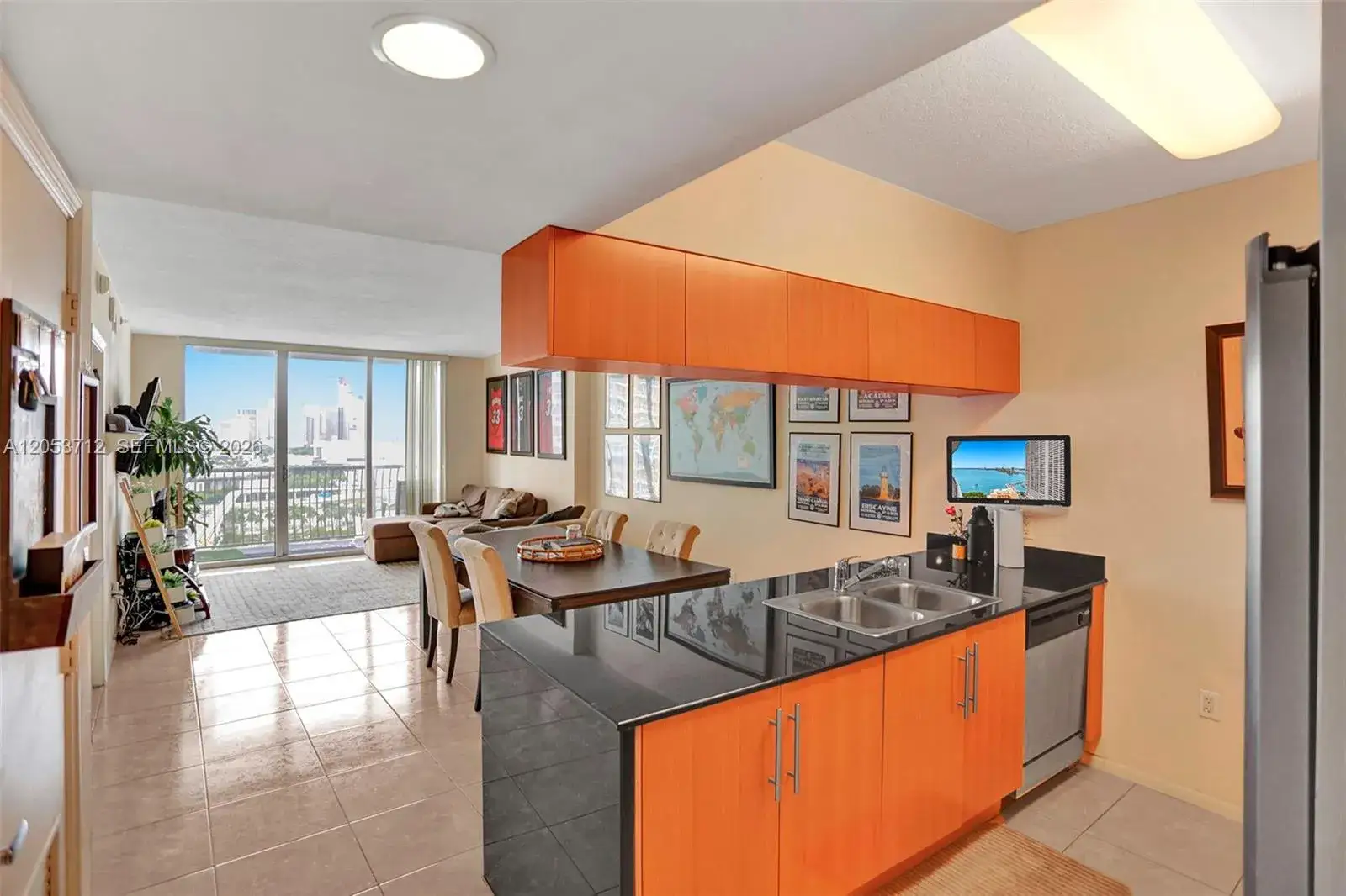 1 bedroom 1 bath Residential Lease for rent at 1750 N Bayshore Dr # 2206, Miami FL 33132