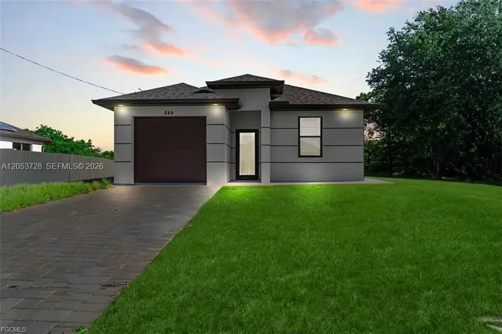 3 bedroom 2 bath Residential for sale at 849 E Wolverine, Lehigh Acres FL 33974